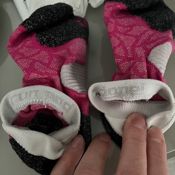 Lululemon Speed Sock  *Silver - Magenta - Size M - Picture 1 of 3